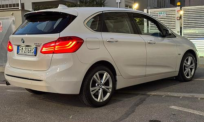 Bmw 2Er Active Toure...