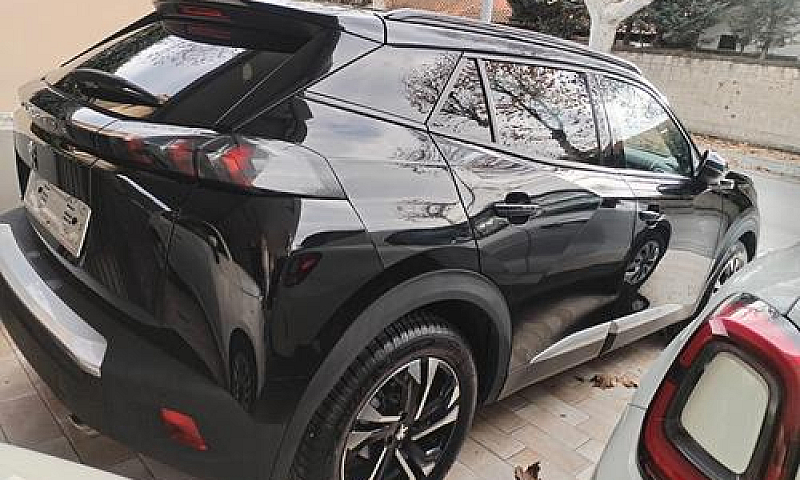 Peugeot 2008 Bluehdi...
