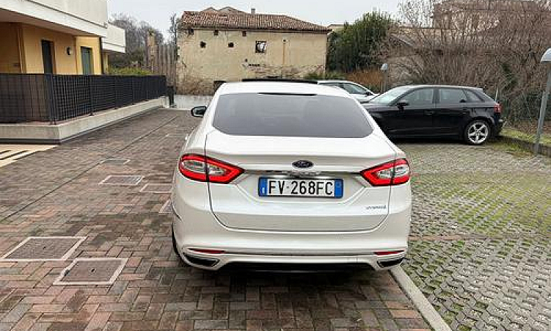 Ford Mondeo Hybrid V...