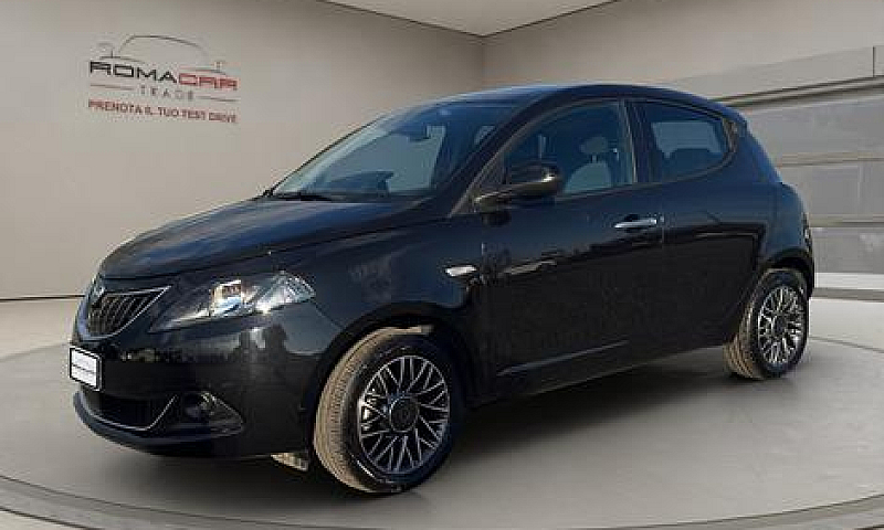 Lancia Ypsilon 3ª Se...