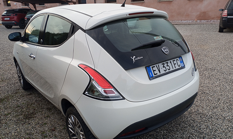 Lancia Ypsilon Per N...