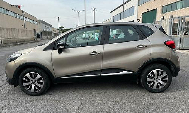 Renault Captur Dci 8...