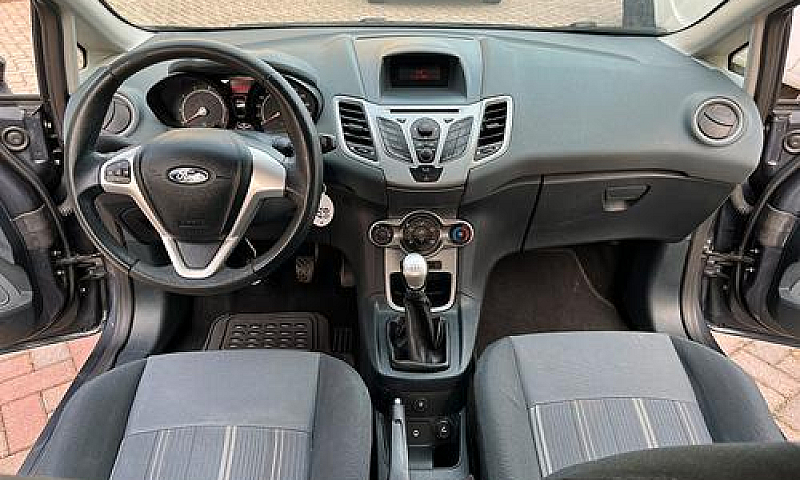 Ford Fiesta 1.4 Gpl...