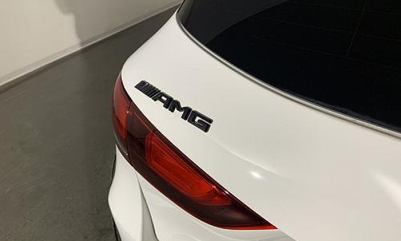 Mercedes-Benz Gla Am...