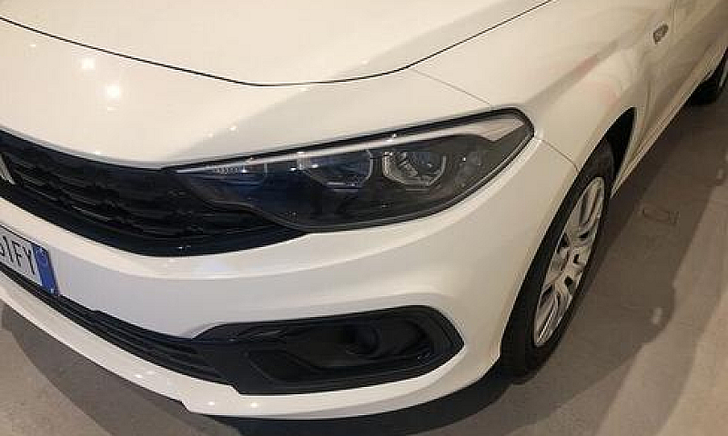 Fiat Tipo X2V My24 1...