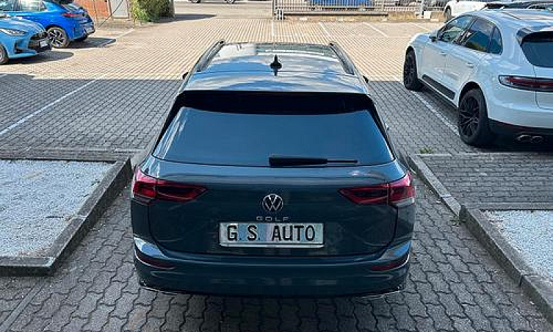 Volkswagen Golf Vari...