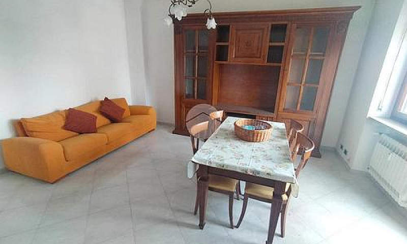 2 Locali A Borgaro T...