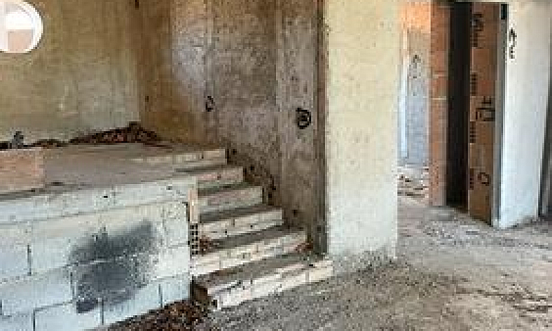 Appartamento Di 6 Va...
