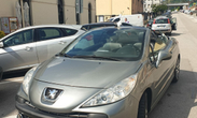 Peugeot 207Cc...