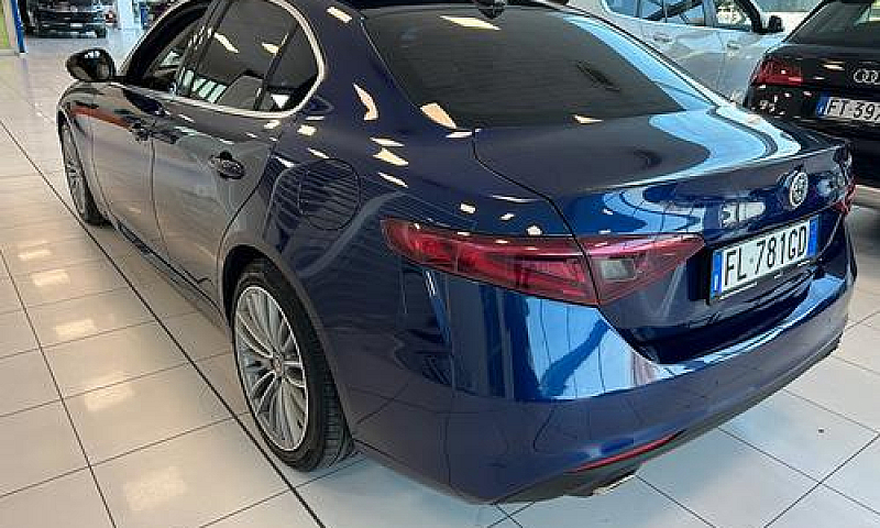 Alfa Romeo Giulia 2....
