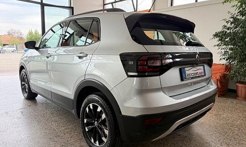 Volkswagen T-Cross 1...
