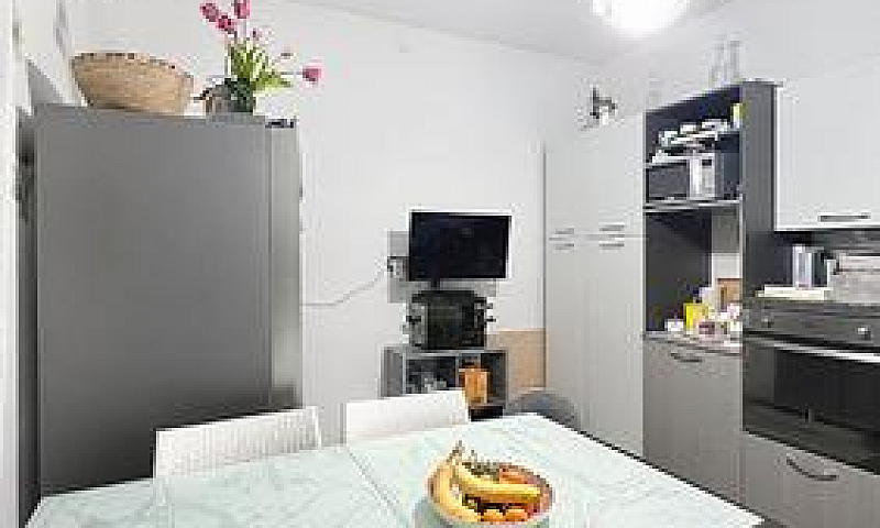 Casa Bi-Familiare Co...