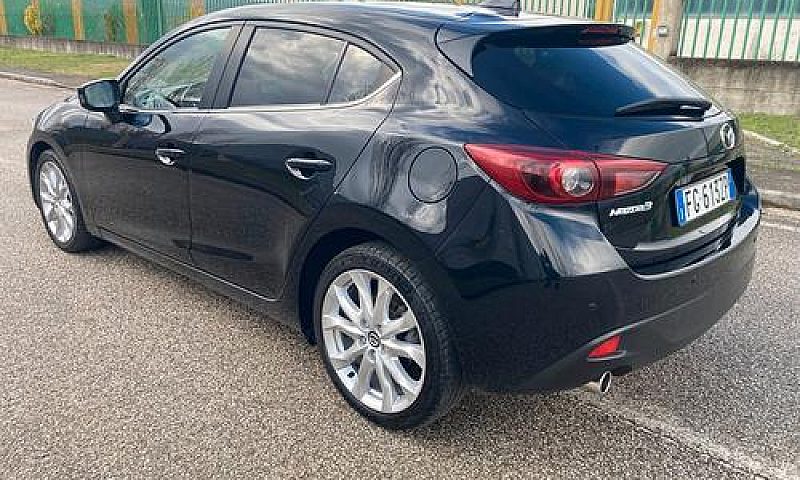 Mazda 3 2.2 Skyactiv...