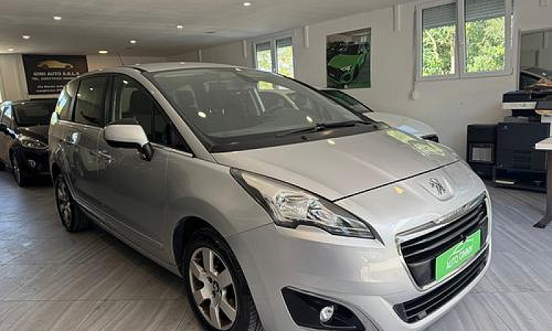 Peugeot 5008 1.6 Die...