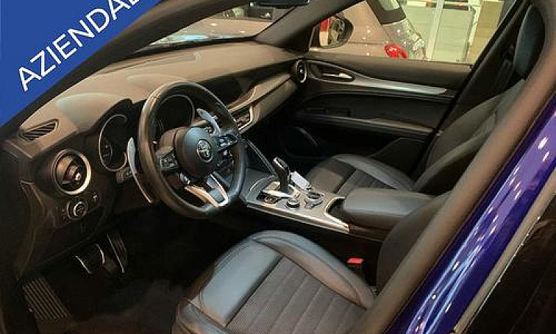 Alfa Romeo Stelvio 2...