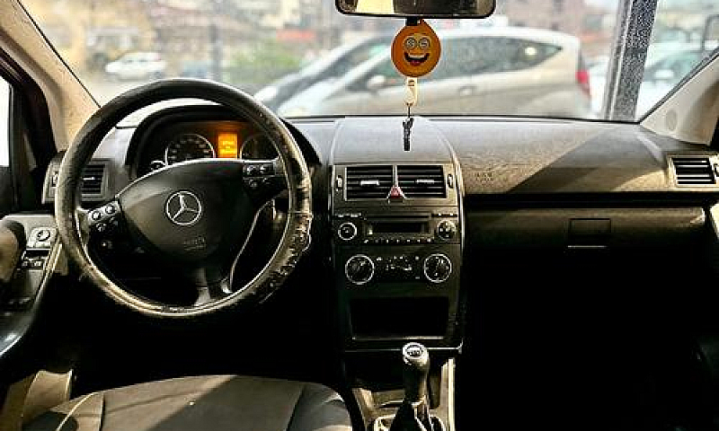 Mercedes-Benz A 180 ...