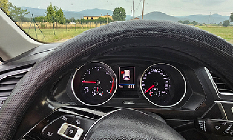 Volkswagen Tiguan 1....