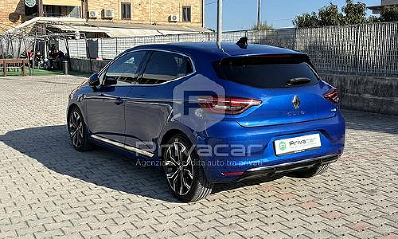 Renault Clio Full Hy...