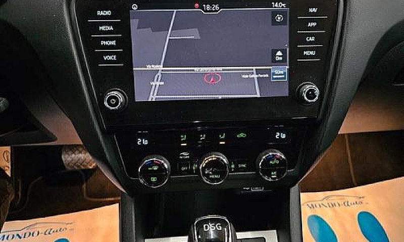 Skoda Octavia Sw 1.6...