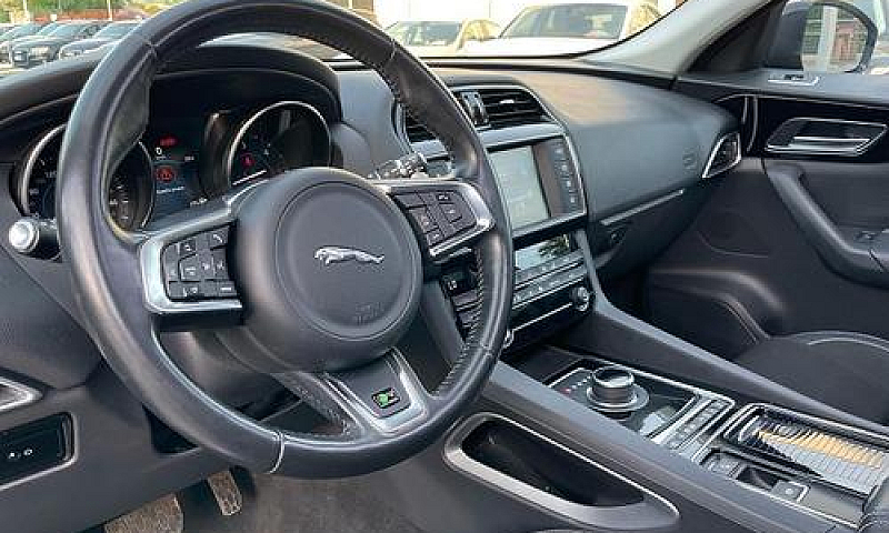 Jaguar F Pace 180Cv ...