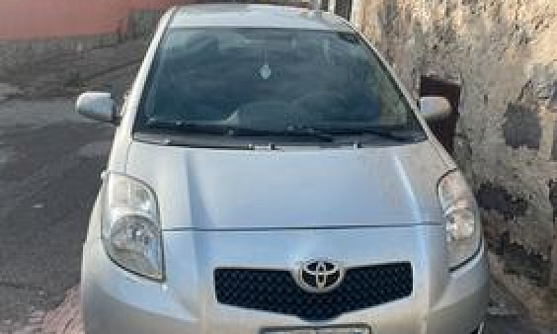 Yaris...