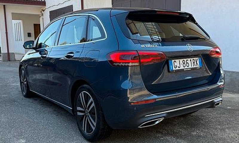 Mercedes-Benz B180 2...