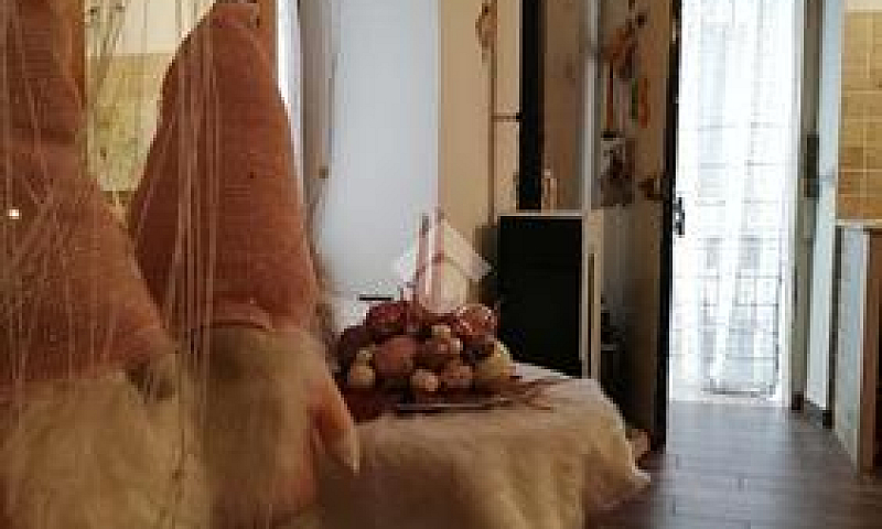 3 Locali A San Vito ...