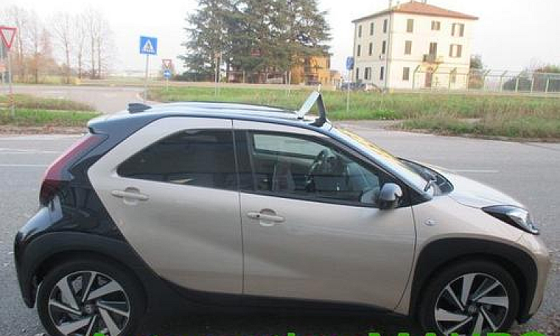 Toyota Aygo X 1.0 Vv...