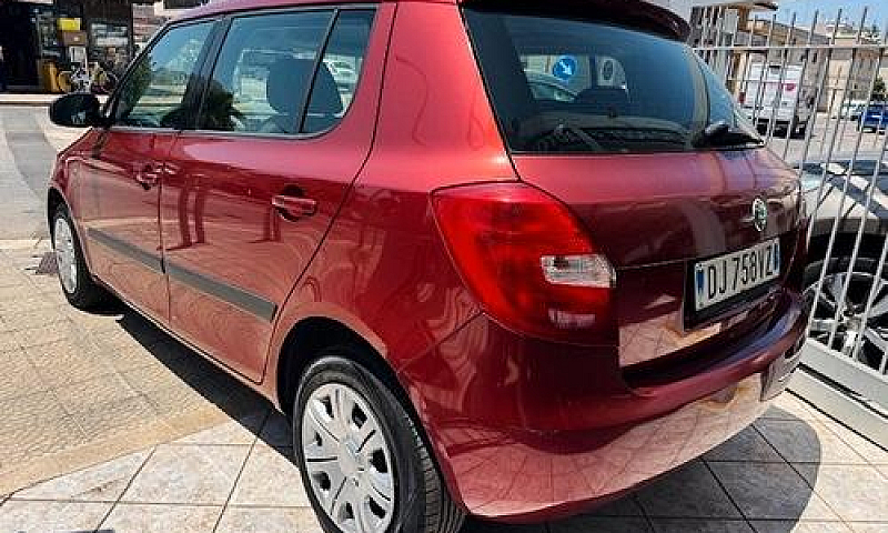 Skoda Fabia 1.2 I Un...