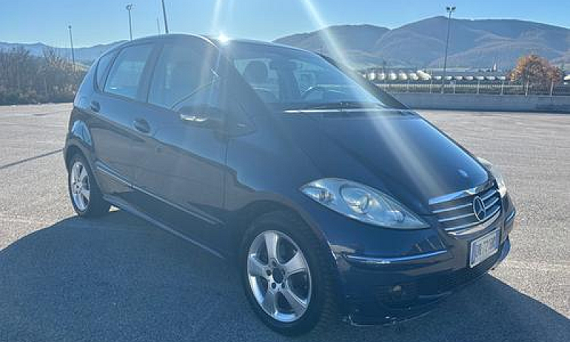 Mercedes-Benz A 180 ...