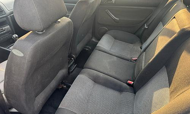 Volkswagen Golf 1.9 ...