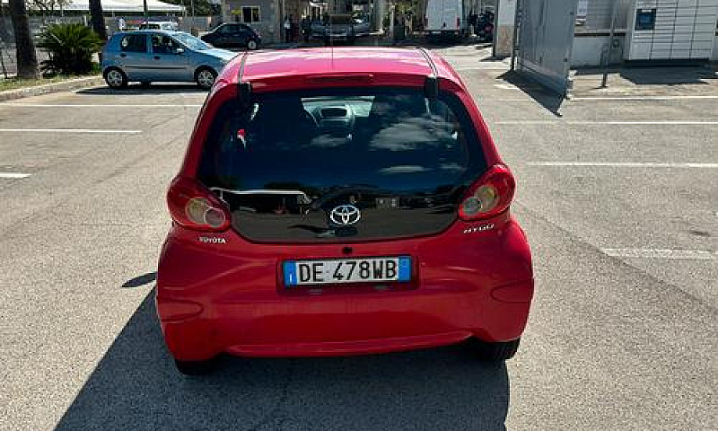 Toyota Aygo 1.0 Benz...