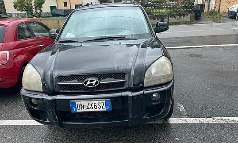 Hyundai Tucson...