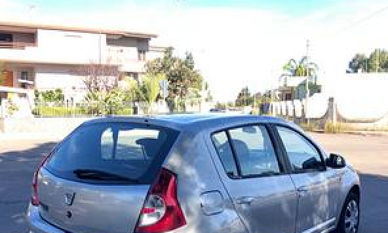 Dacia Sandero 1.4 8V...