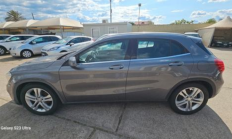 Mercedes Gla 200 Cdi...
