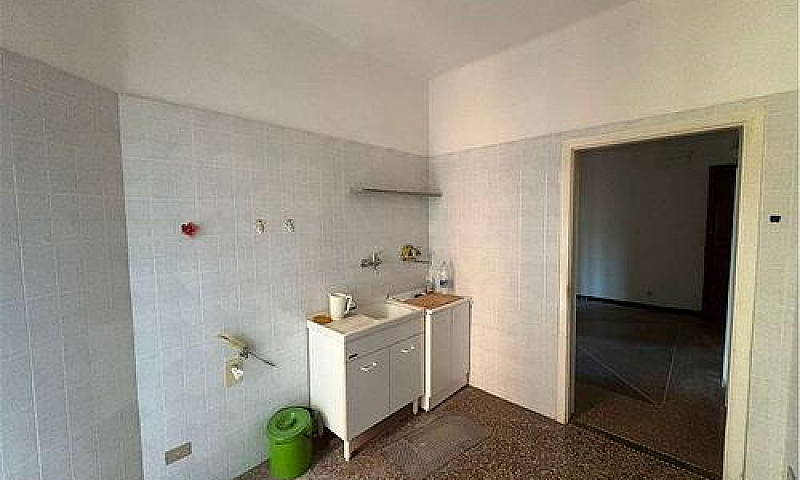 Bilocale In Stabile ...