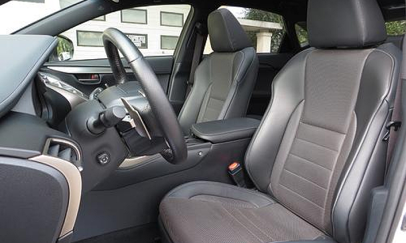 Lexus Nx 300H 2.5 F ...