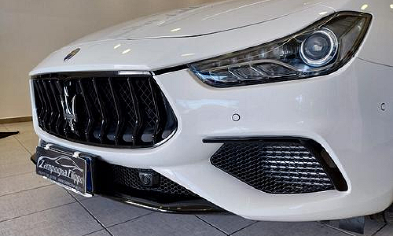 Maserati Ghibli V6 D...