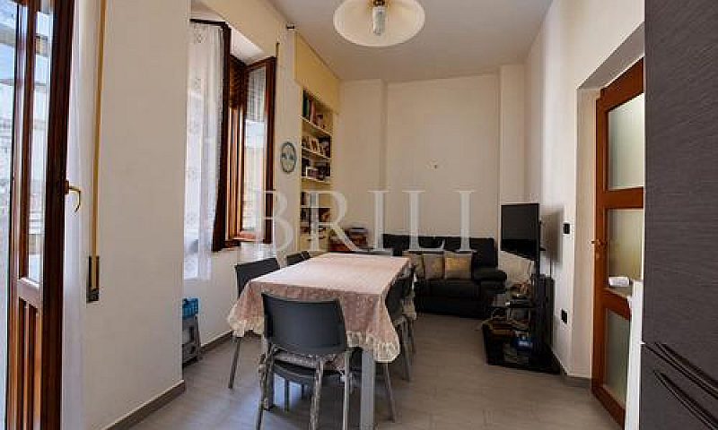 Ampio Appartamento S...