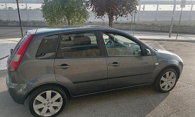 Ford Fiesta 1.4 Tdci...