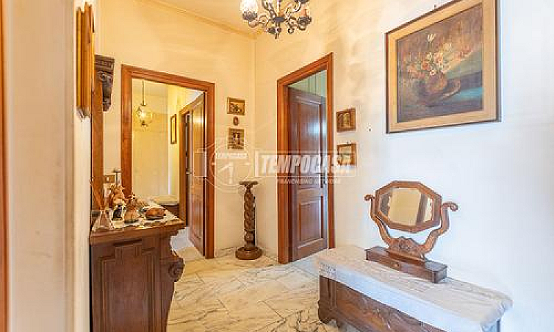 Quadrilocale In Via ...