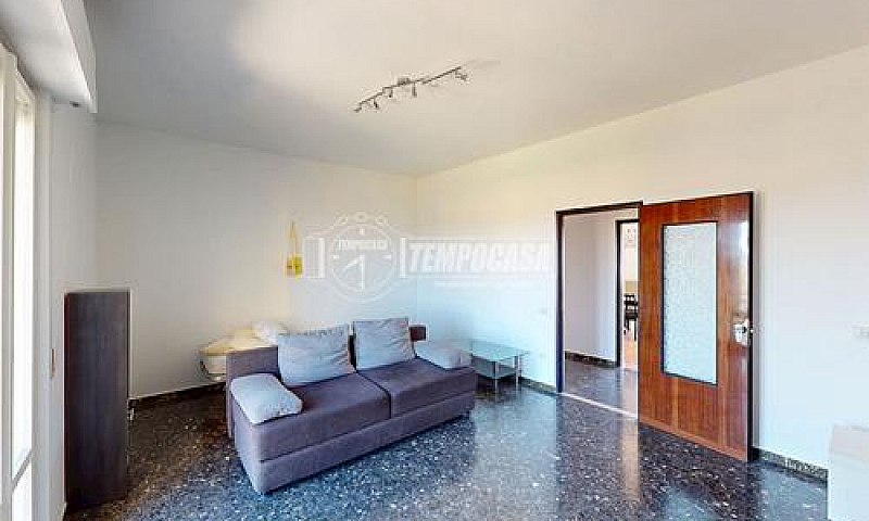 Appartamento Con Spl...