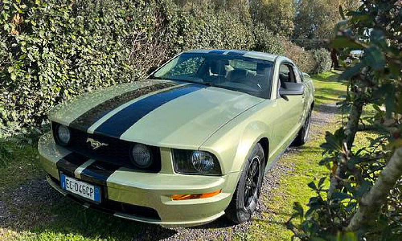 Mustang 4.0 V6 205Cv...