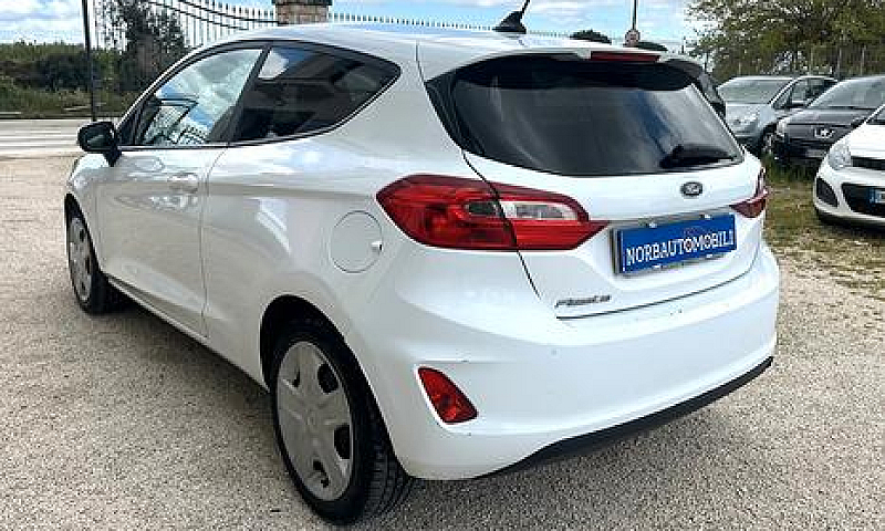 Ford Fiesta 1.5 Tdci...