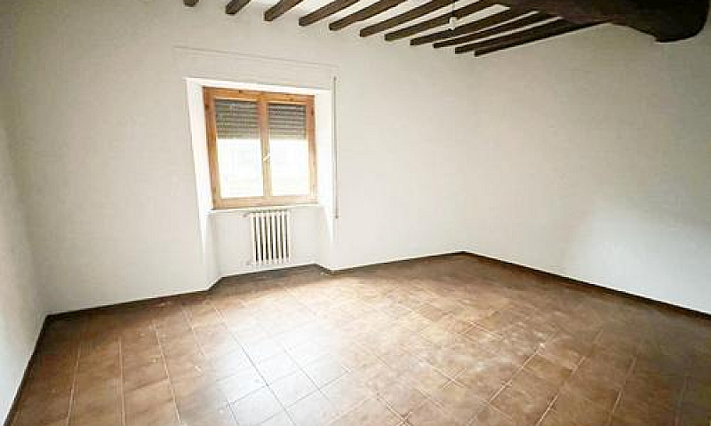 Appartamento Con Gia...