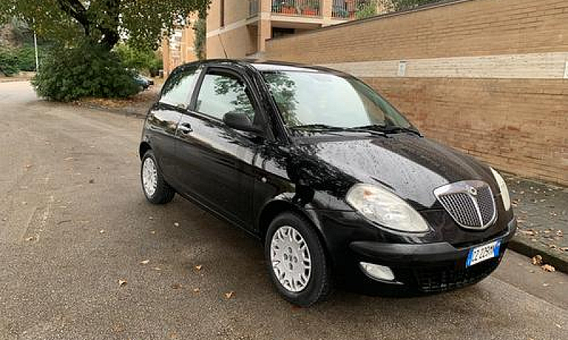 Lancia Ypsilon 1.2 O...