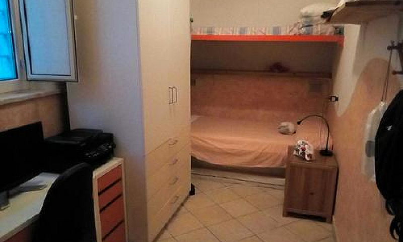 Appartamento In Zona...