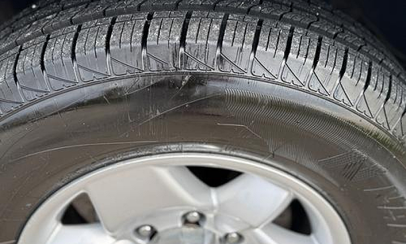 Nissan Terrano Ii Su...