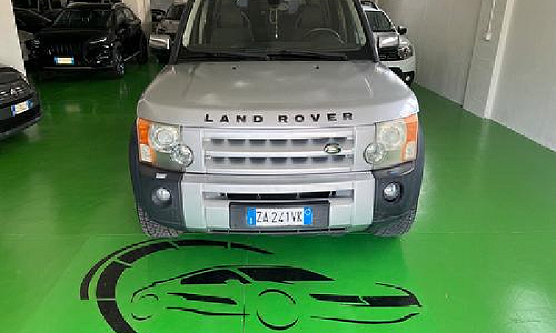 Land Rover Discovery...