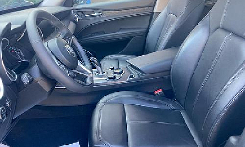 Alfa Romeo Stelvio...